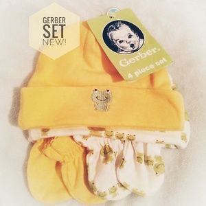 I'm a Lil' Froggy Hat n Mitten Newborn Set